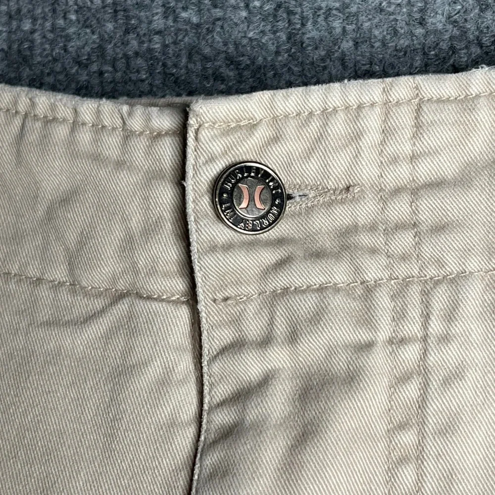 Hurley International Mens Khaki Cargo Shorts Tan Cotton Twill Size 36 Y2K